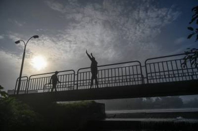 Pesquisdadores fazem questão de ressaltar que conclusões não devem desestimular atividades ao ar livre -  (crédito: LAKRUWAN WANNIARACHCHI)