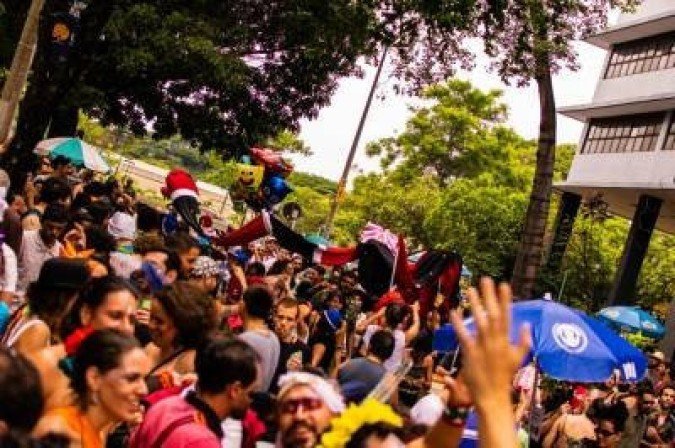 Credito: Arquivo Pessoal. Bloquinhos de carnaval Setor Comercial Sul . Bloco Reconvexa.