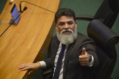 04/02/2020. Crédito: Marcelo Ferreira/CB/D.A Press. Brasil. Brasília - DF. Câmara Legislativa voltou aos trabalhos, após o recesso, na primeira sessão do ano nesta terça-feira. Deputado Jorge Vianna.