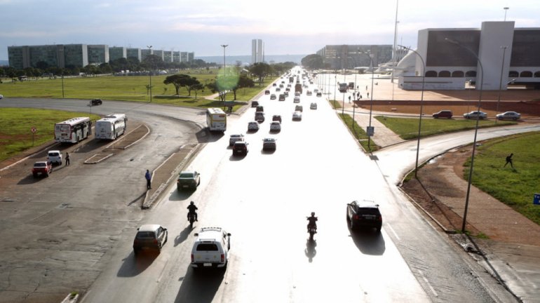 A pandemia alterou a relação dos cidadãos com o trânsito e com a educação, temáticas presentes nos debates -  (crédito: Agência Brasília)