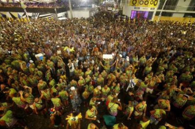 Em 2020, show de Daniela Mercury arrastou milhares no carnaval da Barra - (crédito: Alfredo Filho/SECOM)
