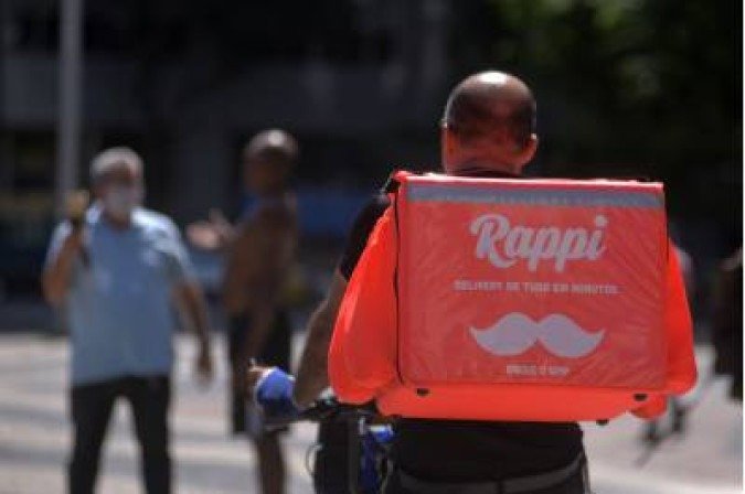 Justiça determina que empresa Rappi assine a carteira de trabalho de entregadores  -  (crédito: ERBSJR.)