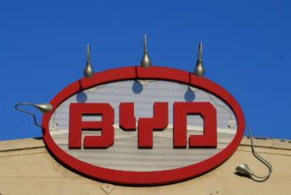 Chinesa BYD anuncia centro de pesquisa e 5 mil empregos na Bahia