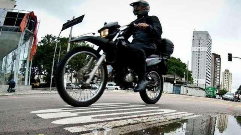 Segundo a Agenciauto, a alta nos serviços de entregas impactou positivamente na venda de motos - Segundo a Agenciauto, a alta nos serviços de entregas impactou positivamente na venda de motos -