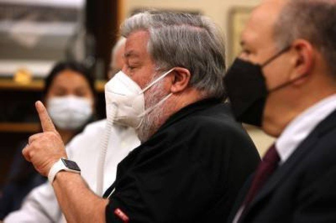 BURLINGAME, CALIFORNIA - JULY 23: Apple co-founder Steve Wozniak speaks during a press conference on July 23, 2020 in Burlingame, California. Steve Wozniak and 17 other victims are filing a lawsuit against YouTube and Google over their lack of action to address a fraudulent Bitcoin giveaway that used an image of Wozniak to to defraud innocent people out of their cryptocurrency.   Justin Sullivan/Getty Images/AFP== FOR NEWSPAPERS, INTERNET, TELCOS & TELEVISION USE ONLY ==
