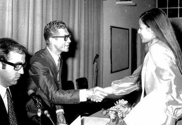 Fernando Corassa durante gest&atilde;o como administrador de Taguatinga. Foto publicada no livro Retratos e Mem&oacute;rias de Getulio Rom&atilde;o