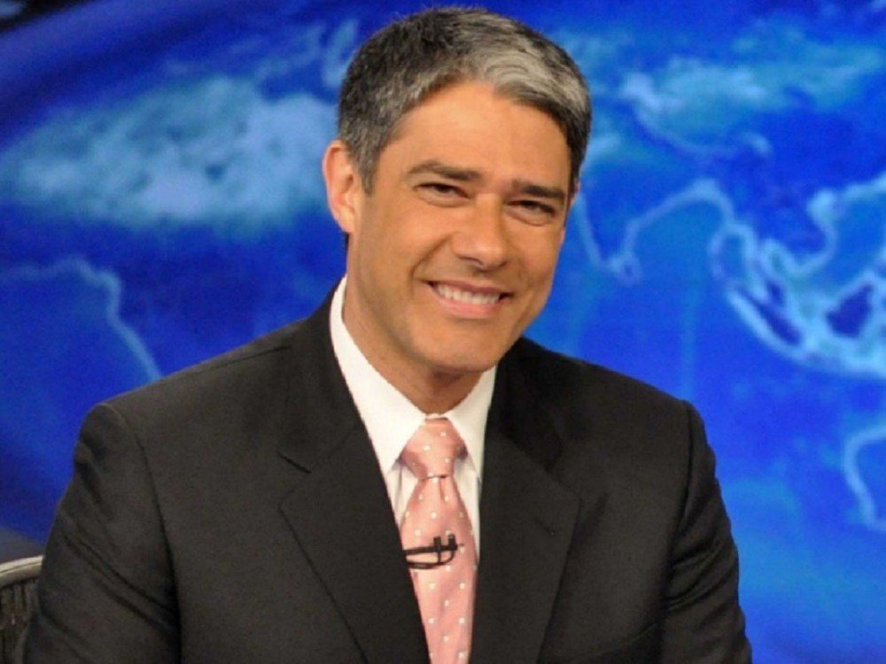 Receita Federal investiga William Bonner e mais 20 funcionários da TV Globo