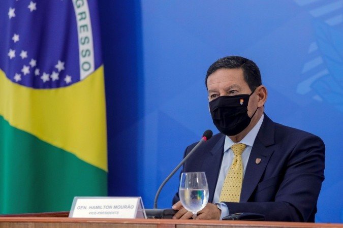 Hamilton Mourão, vice-presidente da República e presidente do Conselho da Amazônia - (crédito: ROMERIO CUNHA/AFP) Hamilton Mourão, vice-presidente da República e presidente do Conselho da Amazônia - (crédito: ROMERIO CUNHA/AFP)