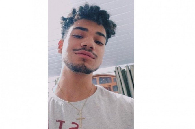 Arthur Resende, aluno do segundo ano do ensino médio no Centro de Ensino Médio Ave Branca (Cemab)