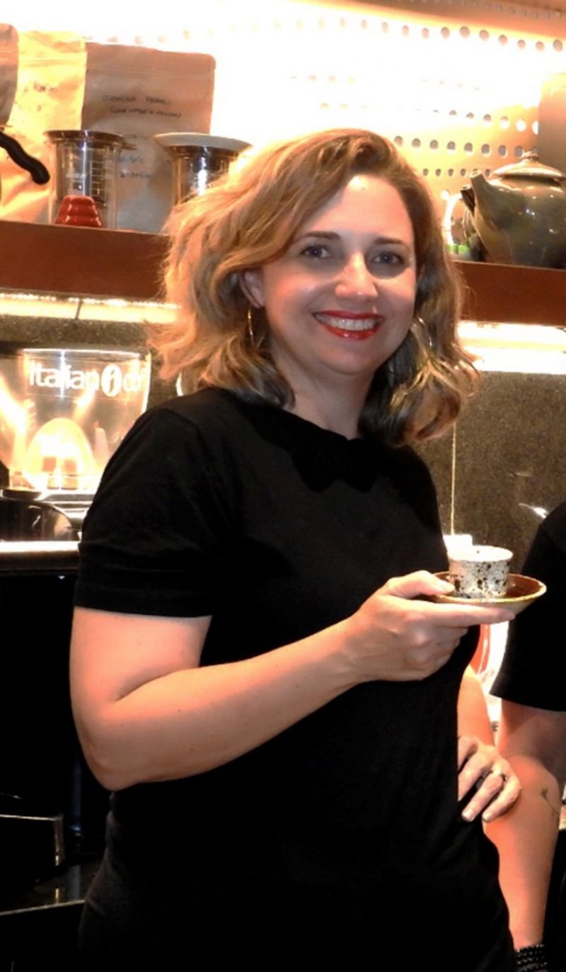 Cristine Chaves Gentil, jornalista e proprietária do Gentil Café, Pausa &Prosa, na Asa Sul