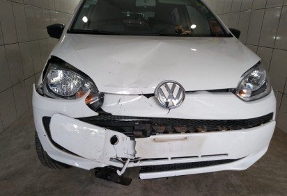 A polícia encontrou o carro em uma oficina no Guará -  (foto: PCDF/Divulgação)