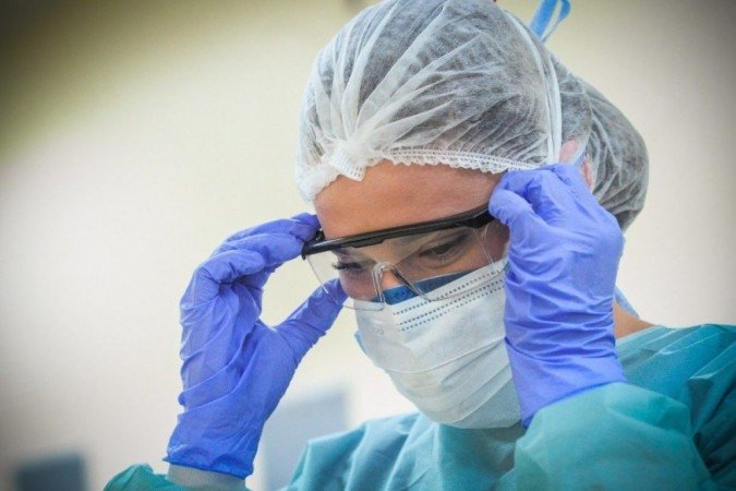 Atualmente, 114 profissionais de saúde estão hospedados por meio do programa em hotéis da cidade - (foto: Agência Saúde) Atualmente, 114 profissionais de saúde estão hospedados por meio do programa em hotéis da cidade - (foto: Agência Saúde)