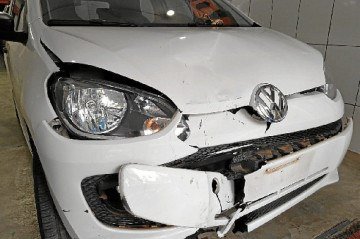 Paula Thais Oliveira e o motoboy Douglas dos Santos foram atropelados no Lago Sul, por um VW Up!, dirigido pelo assessor parlamentar Caio Ericson - (crédito: PCDF/Divulgação) Paula Thais Oliveira e o motoboy Douglas dos Santos foram atropelados no Lago Sul, por um VW Up!, dirigido pelo assessor parlamentar Caio Ericson - (crédito: PCDF/Divulgação)