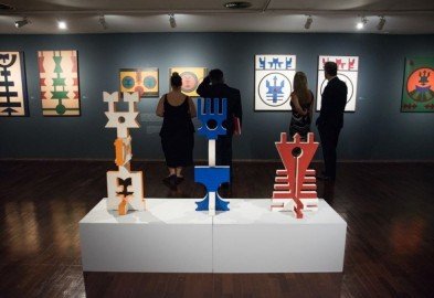  Exposição de Rubem Valentim -- Construção e fé.