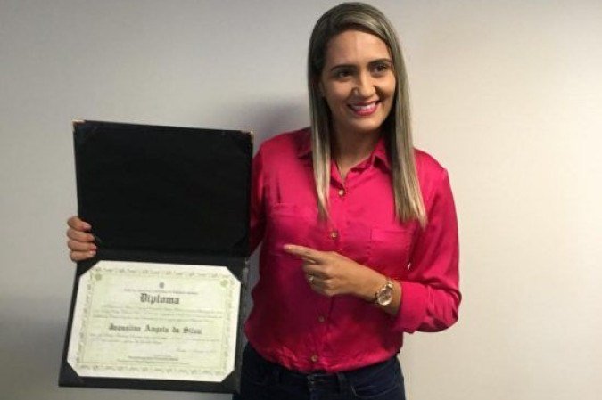 Distrital Jaqueline Silva é diagnosticada com covid-19