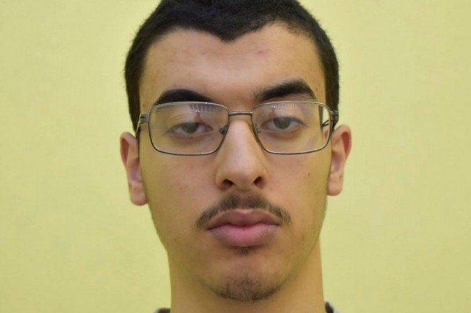 Hashem Abedi, o homem nascido em Manchester que foi considerado culpado de 22 acusações de homicídio, tentativa de homicídio e conspiração para causar explosões, durante o atentado suicida de 2017 na Manchester Arena. - (foto: GREATER MANCHESTER POLICE / AFP) Hashem Abedi, o homem nascido em Manchester que foi considerado culpado de 22 acusações de homicídio, tentativa de homicídio e conspiração para causar explosões, durante o atentado suicida de 2017 na Manchester Arena. - (foto: GREATER MANCHESTER POLICE / AFP)