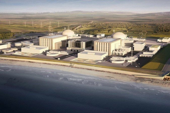 Uma imagem de folheto divulgada pela EDF Energy em Londres em 28 de julho de 2016, mostra uma imagem gerada por computador (CGI) dos dois reatores nucleares propostos pela produtora de energia francesa, Hinkely Point C (HPC), em sua usina Hinkley Point no sul. oeste da Inglaterra. - (crédito: AFP FOTO / EDF ENERGY) Uma imagem de folheto divulgada pela EDF Energy em Londres em 28 de julho de 2016, mostra uma imagem gerada por computador (CGI) dos dois reatores nucleares propostos pela produtora de energia francesa, Hinkely Point C (HPC), em sua usina Hinkley Point no sul. oeste da Inglaterra. - (crédito: AFP FOTO / EDF ENERGY)