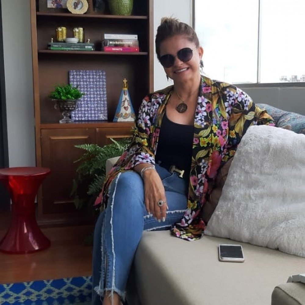 Stella Carvalho conseguiu parar de fumar durante o isolamento