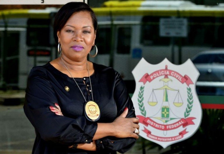 A delegada-chefe da 6ª Delegacia de Polícia (Paranoá), Jane Klébia, é uma das investigadoras que participou do caso Marinésio