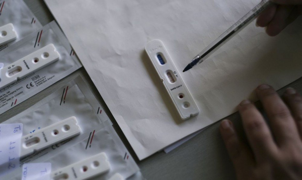 Covid-19: Drive-thru para testagem rápida é instalado no Sudoeste