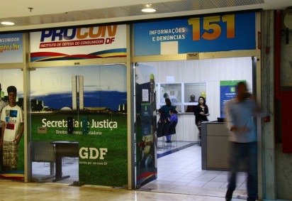 Público pode agendar atendimento presencial nas unidades do Procon-DF, pelo site do instituto, para registrar denúncias contra empresas -  (crédito: Vinicius Cardoso Vieira/Esp. CB/D.A Press)