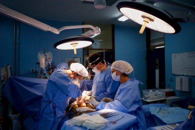 Durante o período da ação, estarão disponíveis seis leitos de retaguarda coronarianos e dois para a hemodinâmica.