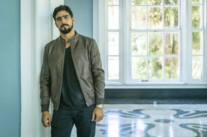 Último papel de Renato Góes na Globo foi em 'Órfãos da terra' - (crédito: Paulo Belote/Globo) Último papel de Renato Góes na Globo foi em 'Órfãos da terra' - (crédito: Paulo Belote/Globo)