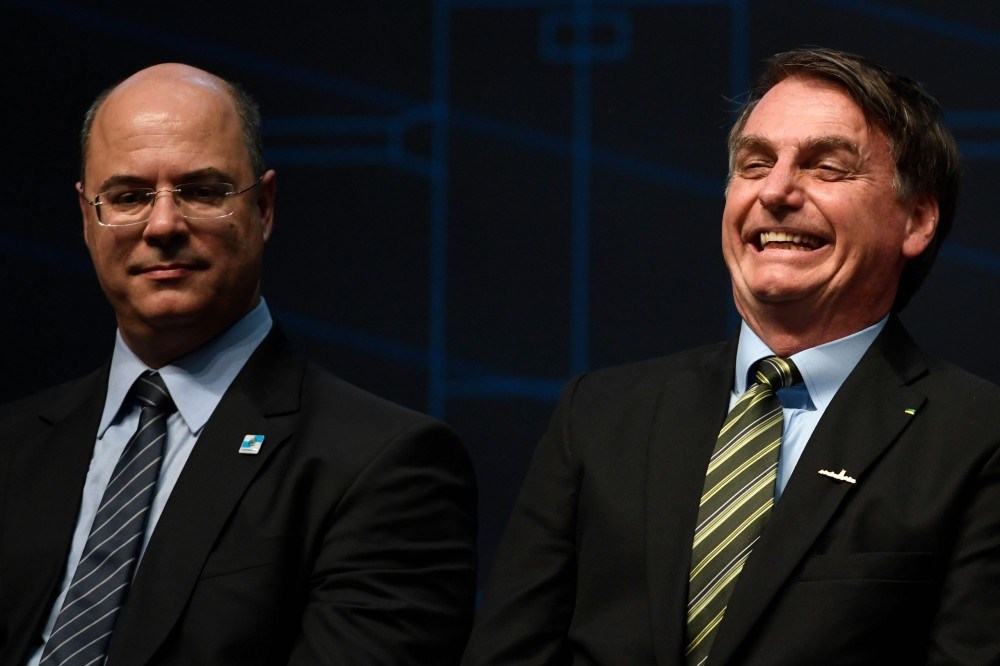 Bolsonaro diz que Witzel pediu vaga no STF para blindar Flávio em investigação