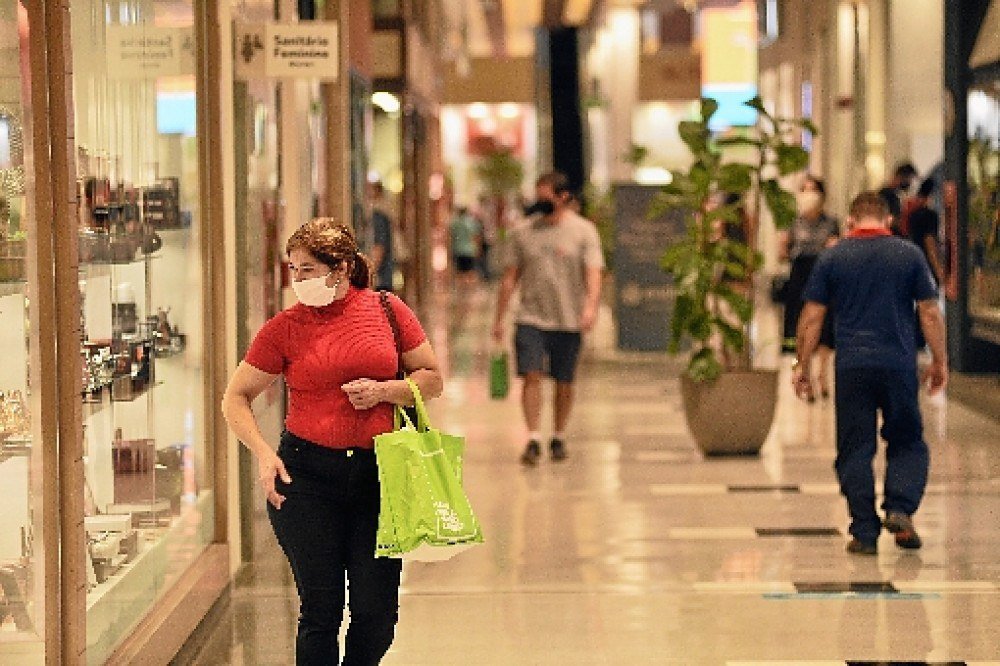 PMI Composto sobe a 55,2 em julho, após atingir 54,6 em junho, diz IHS Markit