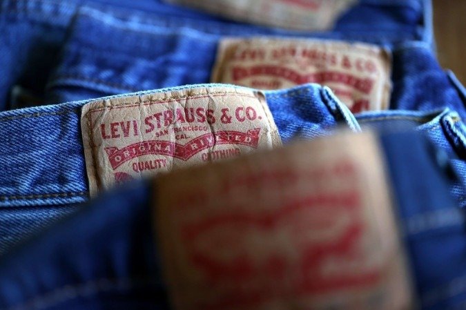 A calça jeans imortalizada por Levi Strauss A calça jeans imortalizada por Levi Strauss
