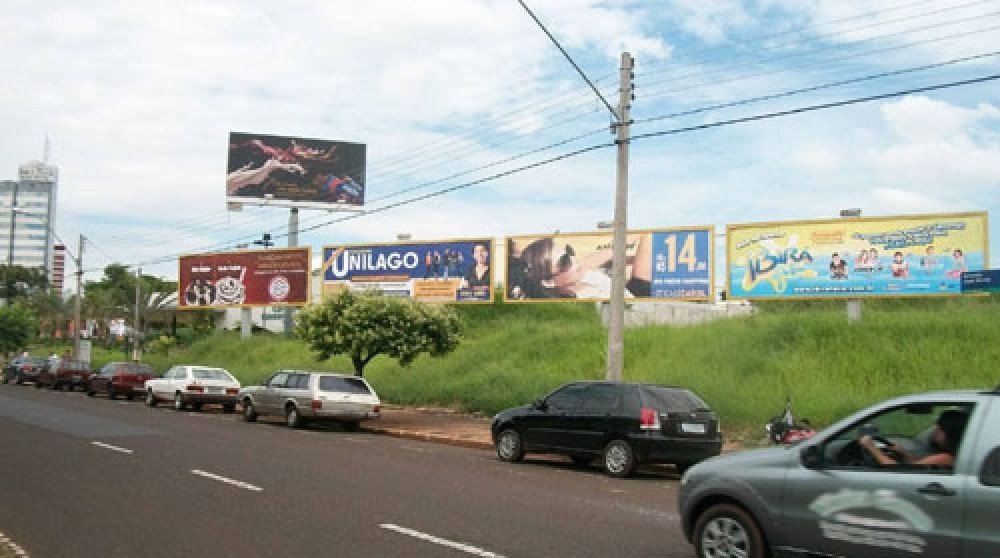 Projeto altera Lei Cidade Limpa em São Paulo e permite outdoors