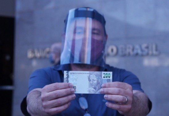 Ed Alves/CB/D.A Press