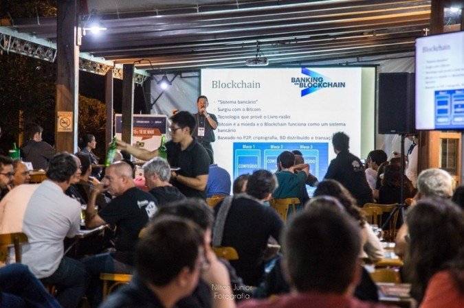 Evento Pint of Science contará com três bate-papos virtuais pelo YouTube, além de programação exclusiva feita pelos organizadores - (foto: Nilton Junior) Evento Pint of Science contará com três bate-papos virtuais pelo YouTube, além de programação exclusiva feita pelos organizadores - (foto: Nilton Junior)