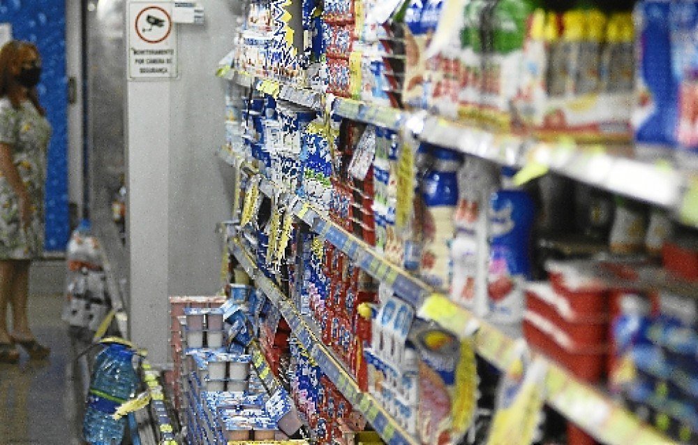 Moradores do DF e Entorno encontram saco de arroz vendido por até R$ 30