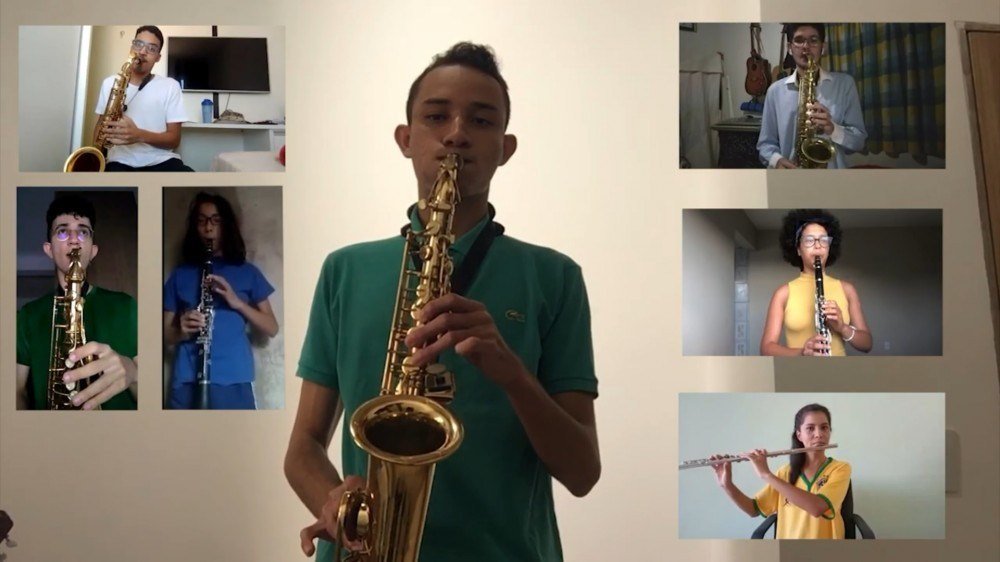 Estudantes tocam instrumentos, em vídeo, para celebrar 7 de Setembro
