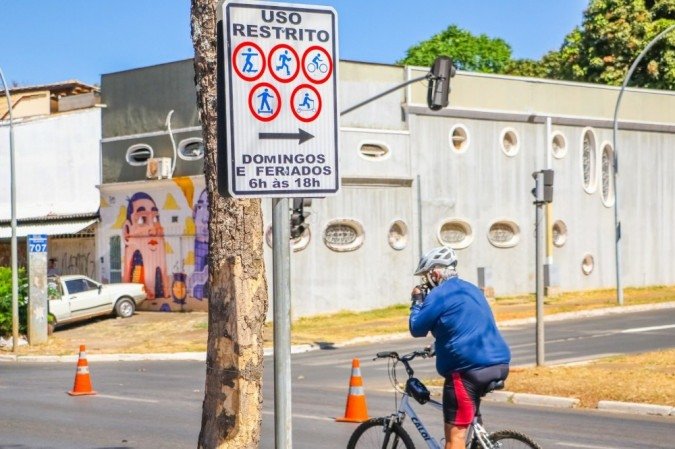 Primeiro dia de funcionamento da Rua do Lazer, na W3 Sul