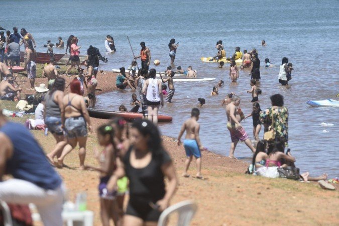 A segunda onda de covid-19 pode ser mais intensa do que a primeira, dizem especialistas - (crédito: MINERVINO JUNIOR ) A segunda onda de covid-19 pode ser mais intensa do que a primeira, dizem especialistas - (crédito: MINERVINO JUNIOR )