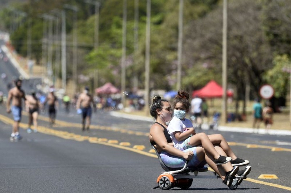 Saiba o que abre e o que fecha na capital neste feriado prolongado