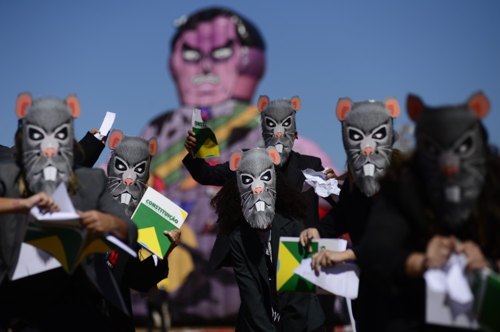 Grito dos excluídos faz tradicional protesto na Esplanada dos Ministérios 