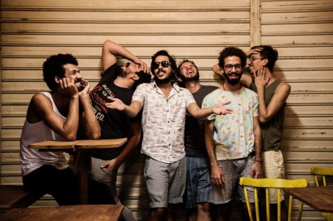 O grupo pernambuco Magiluth está entre os pioneiros em projetos cênicos por meio das plataformas digitais -  (crédito: Pedro Escobar/Divulgação)