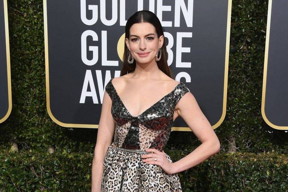 Comédia com Anne Hathaway vai abrir Festival de Berlim