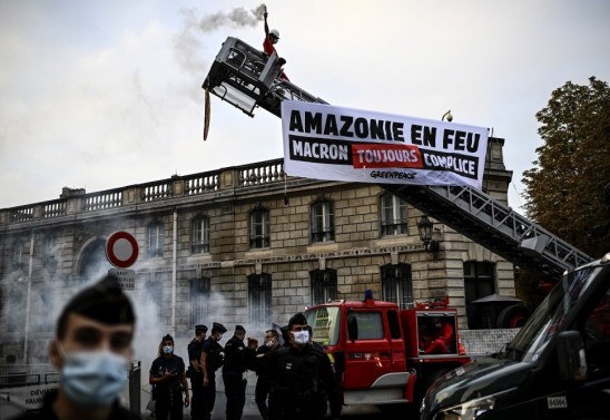 Christophe ARCHAMBAULT / AFP