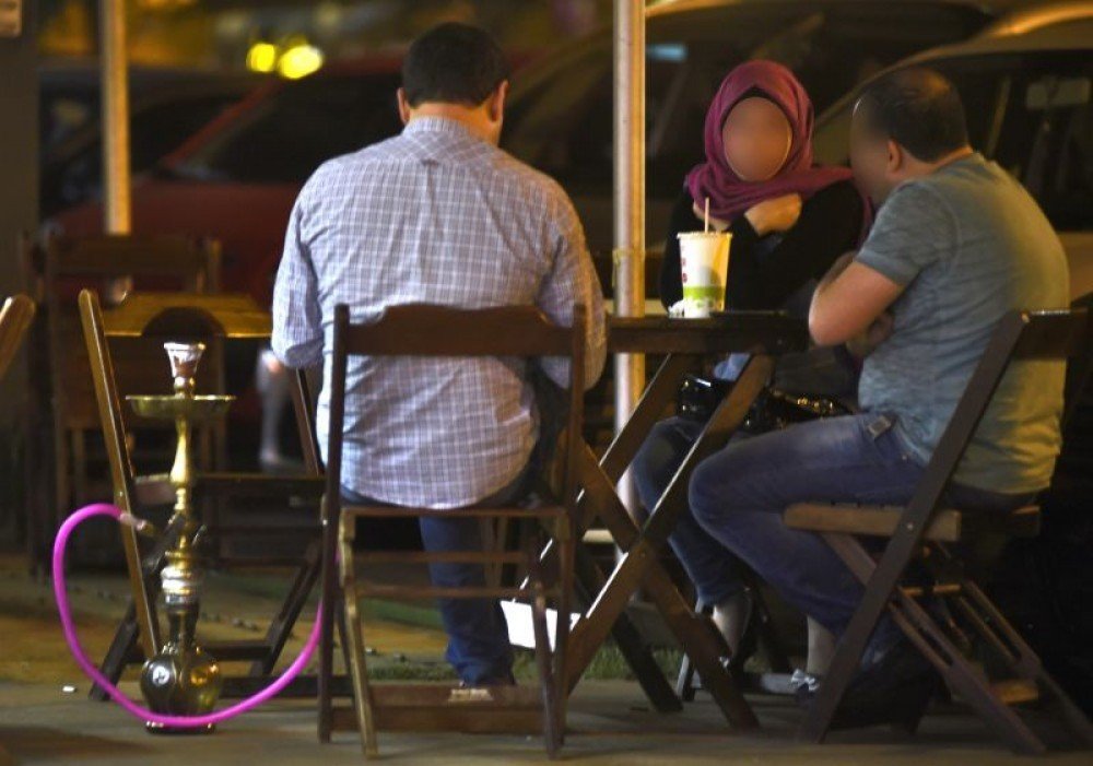 Vigilância Sanitária fiscaliza estabelecimentos de narguilé