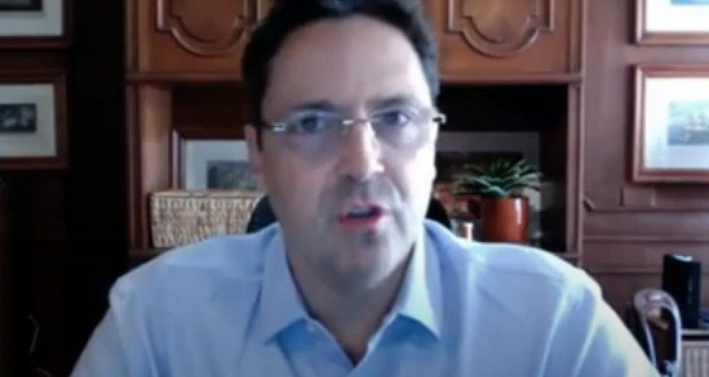 Para deputado, solução de segurança no Rio passa por propriedade privada e armas à população