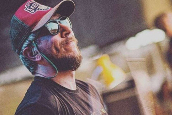 Tio Wilson era baterista do Lagum e ganhou apelido por ser mais velho que os demais integrantes -  (crédito: Reprodução/Instagram)