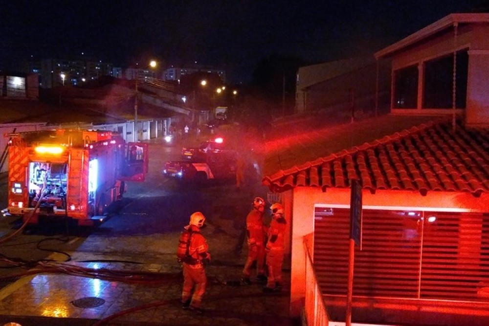 VÍDEO: incêndio atinge casa no Guará, mas ninguém fica ferido