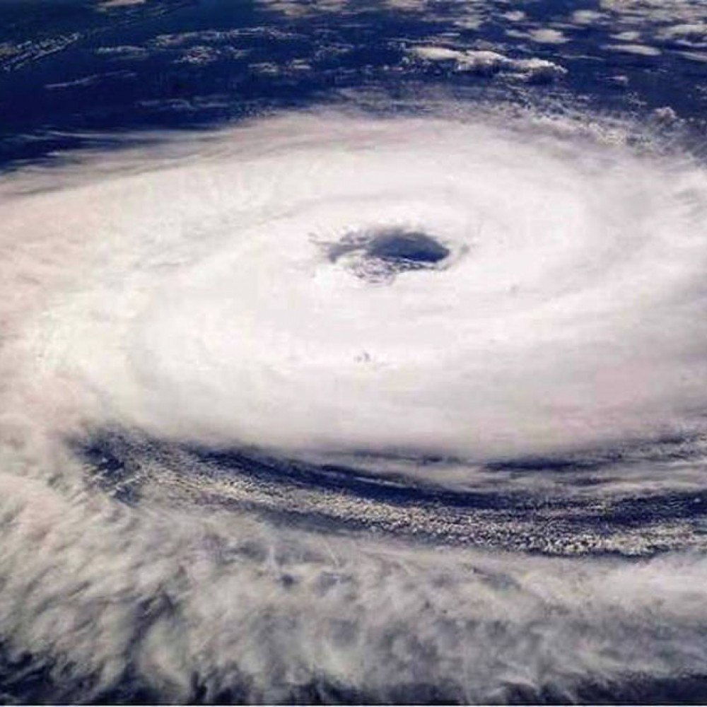 UM DIA INTEIRO COM a LULUCA nas FÉRIAS !! ALERTA de TEMPESTADE