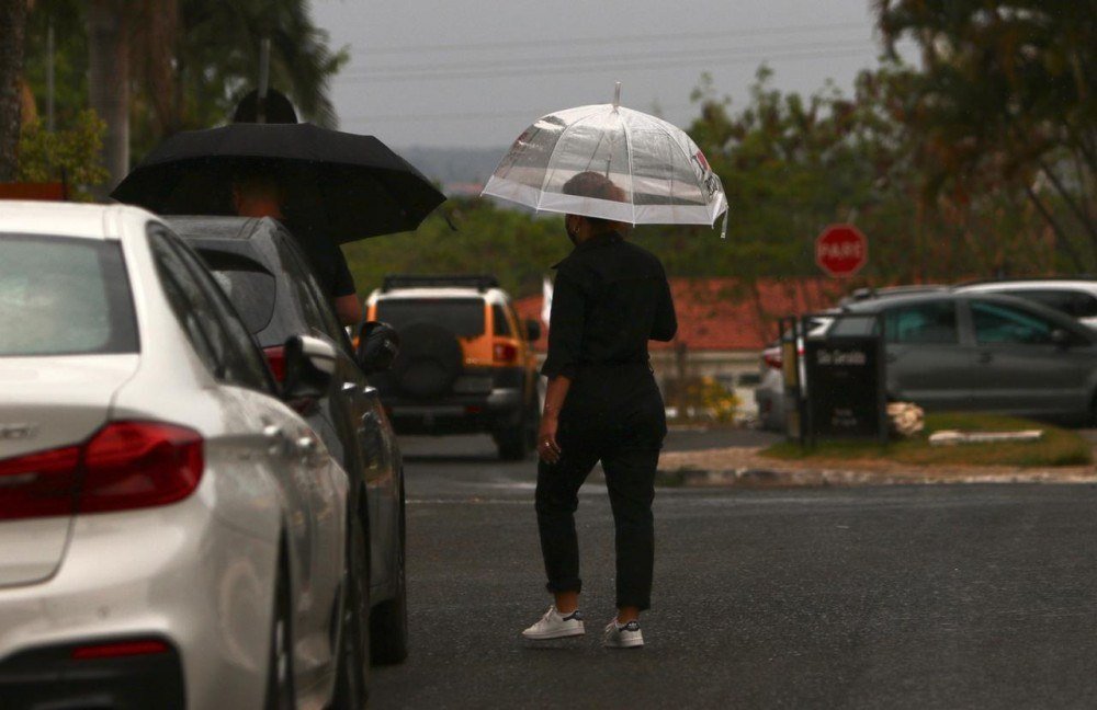 Chuva chega ao DF depois de 4 meses de estiagem
