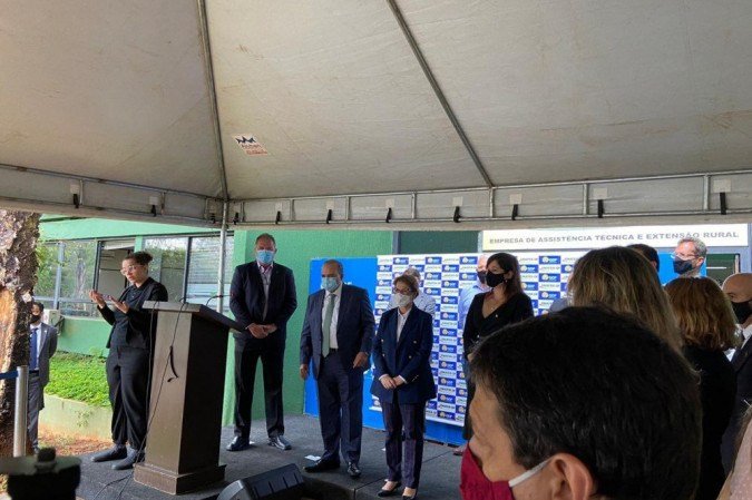 O governador Ibaneis Rocha fez um apelo ao governo federal por apoio na regularização fundiária - (crédito: Washington Luiz/CB/DA Press) O governador Ibaneis Rocha fez um apelo ao governo federal por apoio na regularização fundiária - (crédito: Washington Luiz/CB/DA Press)