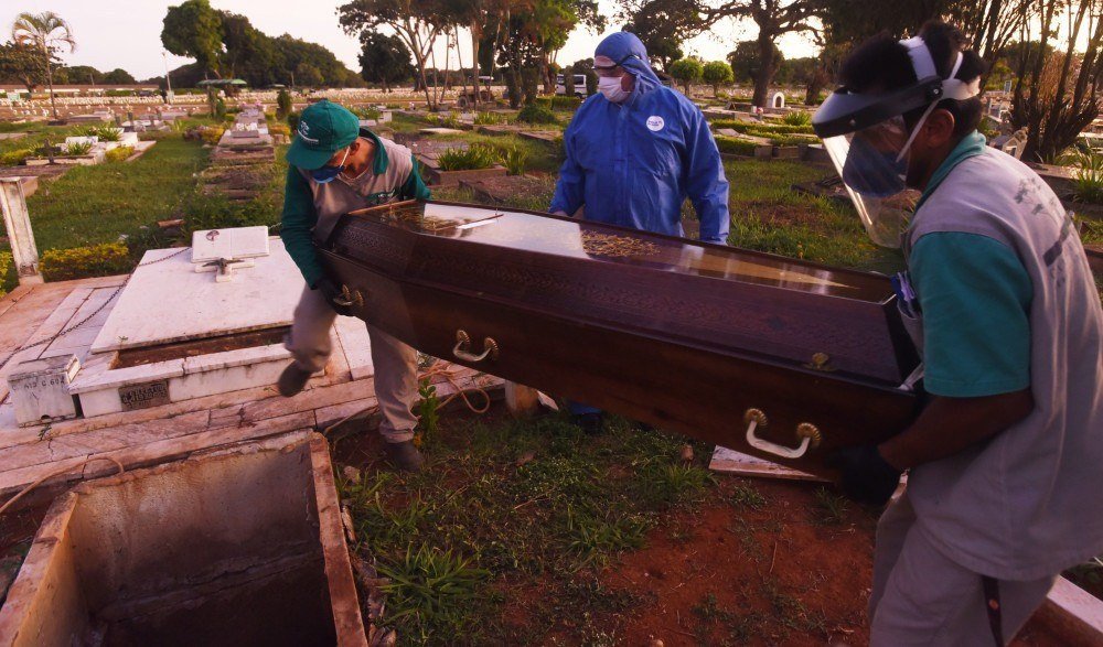 Em cinco meses, mortes em casa por covid-19 ultrapassaram total de 2020 no DF